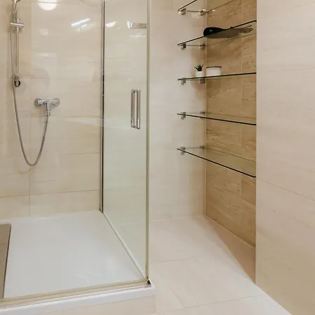 شقة Panorama Luxury Retreat *