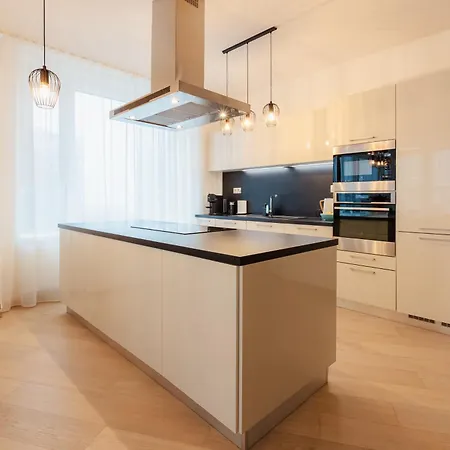 Panorama Luxury Retreat Apartment *